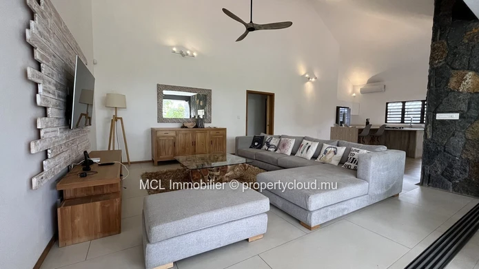 Maison meublée 4 chambres avec piscine à louer à Beau Plan