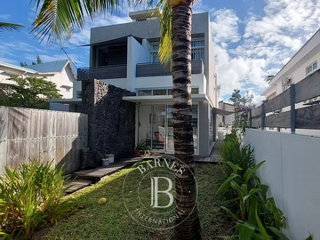 3 Bedroom Townhouse, Duplex