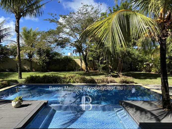 Beau Vallon - Complexe résidentiel - 1 Duplex 4 appartements