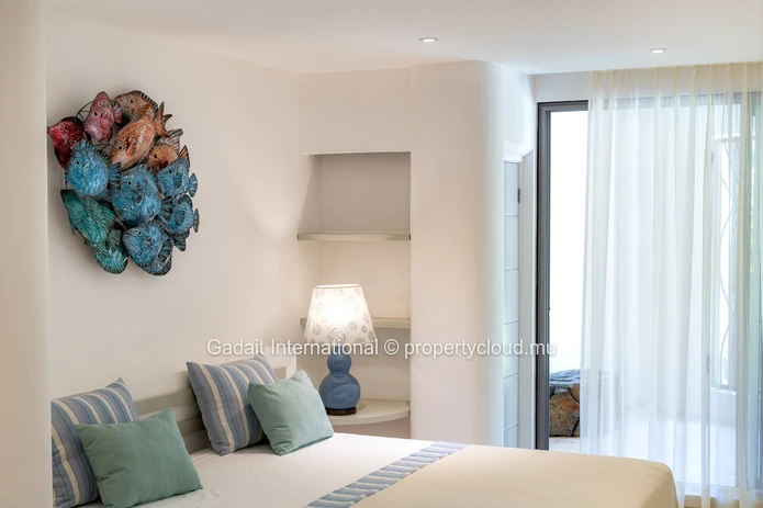 An exceptional frontline golf villa in the heart of the prestigious Anahita estate