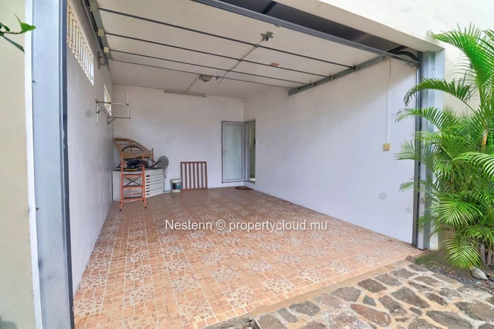 4-bedroom family home - 300 m².