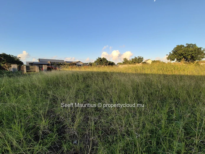 Residential land at Mont Piton 1
