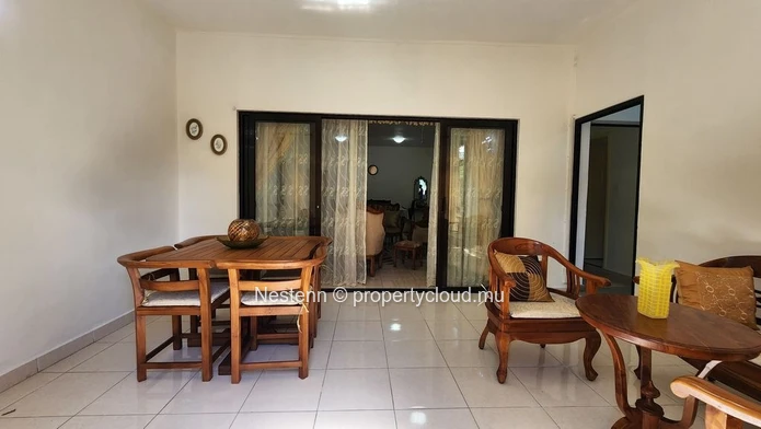 Modern ground floor apartment in Rose Hill with 3 bedrooms 3 bathrooms veranda and secured parking near schools and s...