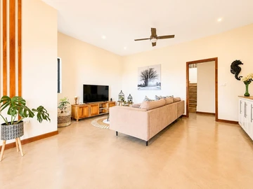 4 Bedroom Villa