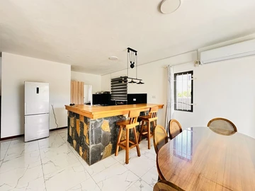 4 Bedroom Villa