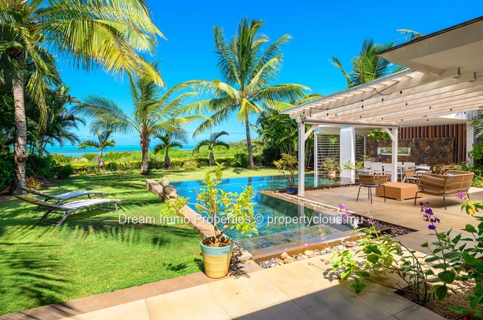 Stunning Beachfront Villa In A Golf Resort In Azuri Village - Mauritius