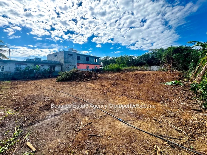 Residential Plot for Sale – Roche Terre, Melville