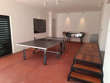 6 Bedroom Villa