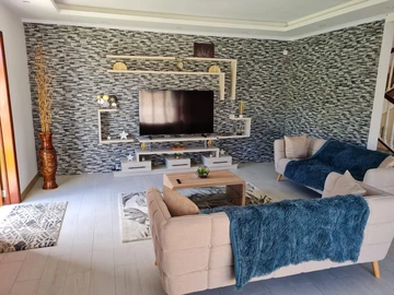 4 Bedroom Villa