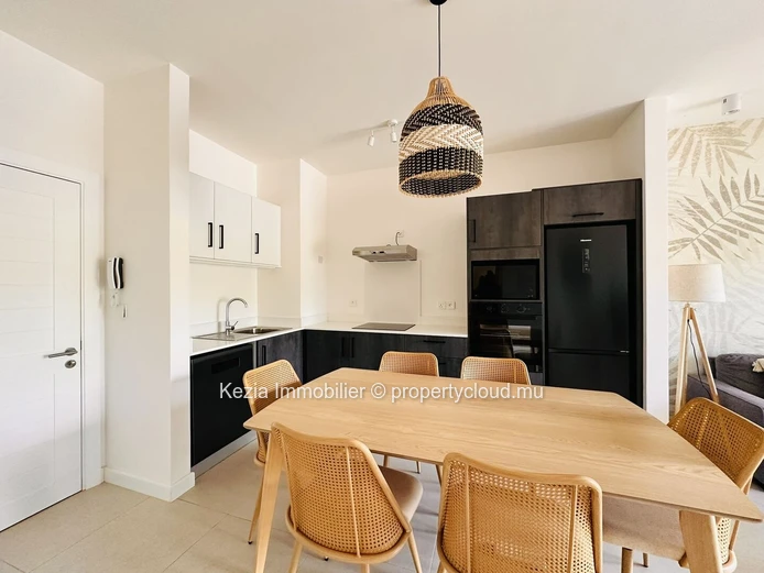A Contemporary Apartment In The Heart Of A Booming Neighborhood