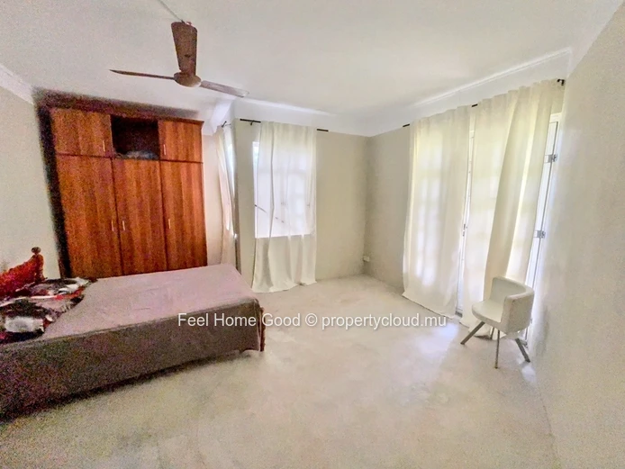 Propriété à Vendre : Terrain Résidentiel de 2,532.5 m²