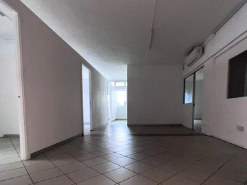 Ideal Office Space in the Heart of a Vibrant District 