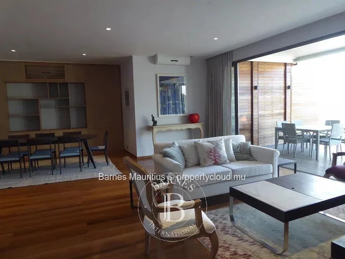 ROCHES NOIRES - Furnished Penthouse - 3 Bedrooms