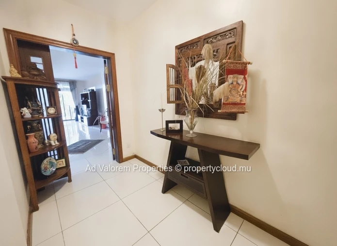 Apartment For Sale In Quatre Bornes