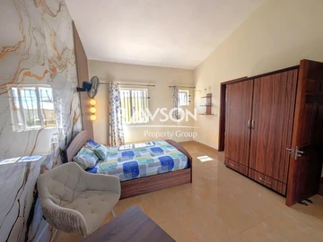 3 Bedroom Townhouse, Duplex