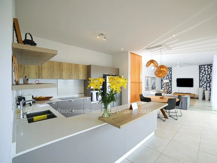 EXCEPTIONAL 4 Beds Beachfront Panoramic Sea-View Penthouse in Tamarin