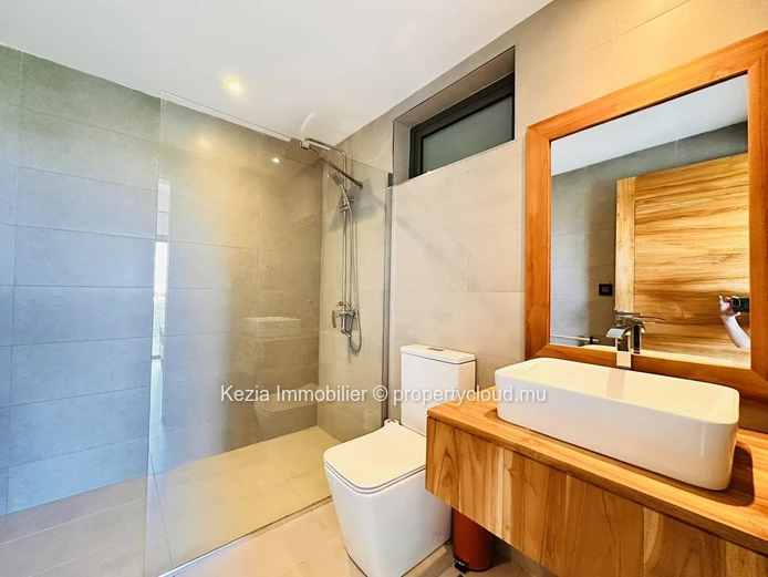 | Appartement Contemporain Avec Piscine Privée Sur Le Rooftop |