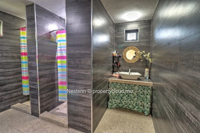 Magnifique maison pieds dans l'eau de 5 chambres