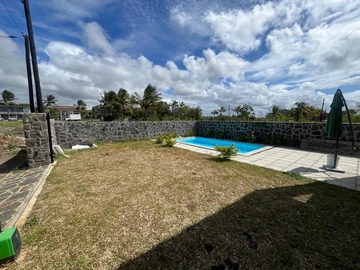 5 Bedroom Villa