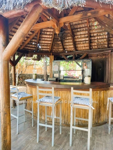 15 Bedroom Guest House For Sale in Albion