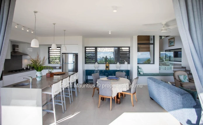 Coastal Elegance Above the Blue