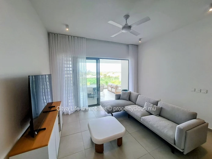 Appartement meublé 3 chambres avec piscine à louer à Péreybère