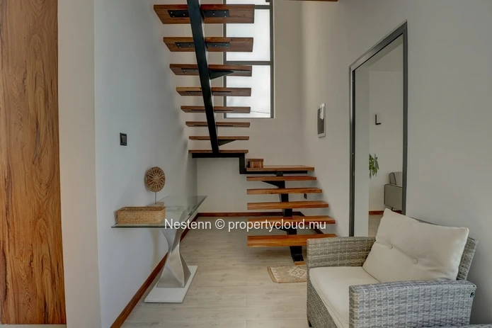 Maison moderne de 226 m² dans le Morcellement Fairview.