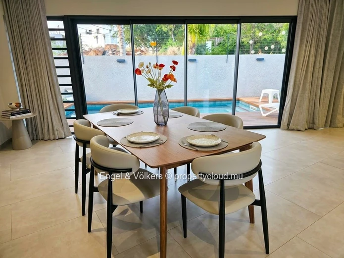 Brand-New 4-Bedroom House for Rent – Albion