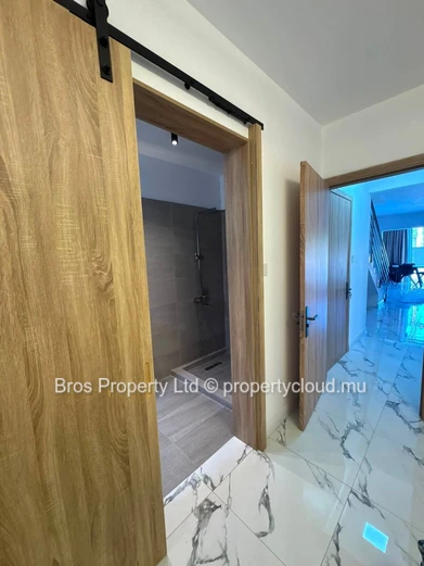 Rs 80,000/Month | Brand New 4 - Bedroom Villa for Rent in Quatre Bornes