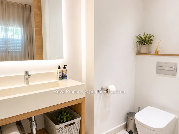 Modern Ground-Floor Apartment in the Heart of Pereybere