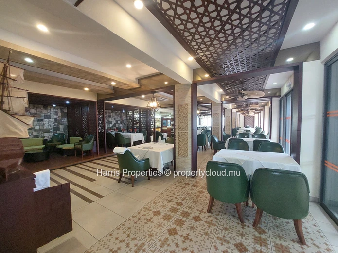 Modern apartment for rent in a hotel complex is Pereybere