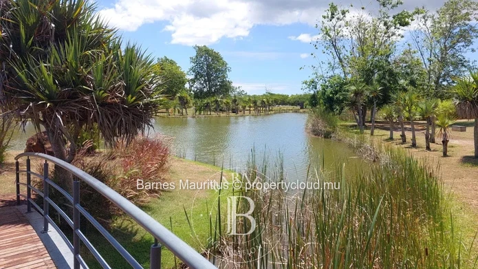 ROYAL PARK ESTATE – Terrain résidentiel d’exception à vendre - 1733 m²
