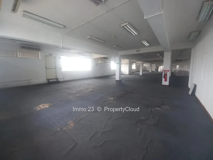 Building - 4425m2 - Port Louis - Ref. BA76441LO