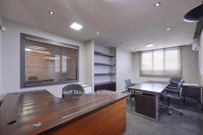 Ready-to-Move-In Office Space with Parking in Grand Baie