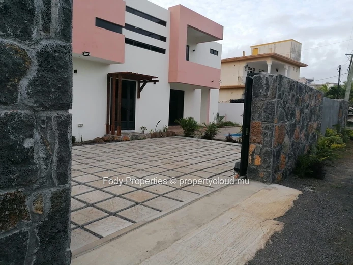 Villa for Sale at Pereybere