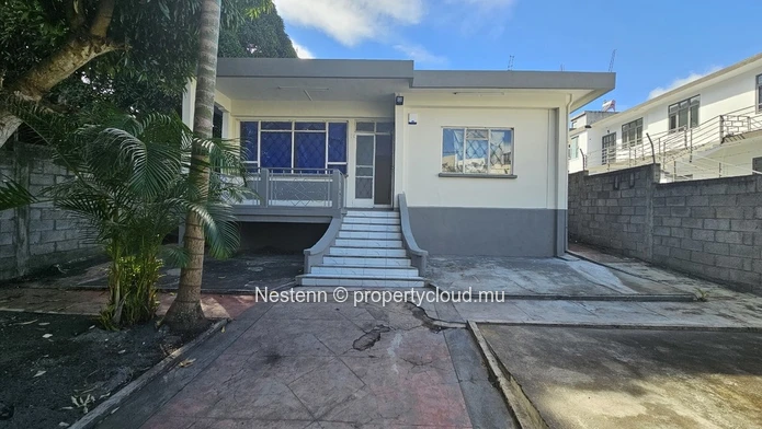 Unfurnished house of 2 bedrooms