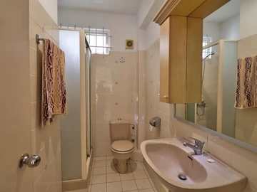 4 Bedroom Apartment