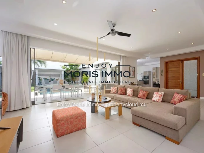 Superbe Villa Moderne avec Piscine – À vendre  à Cap Malheureux