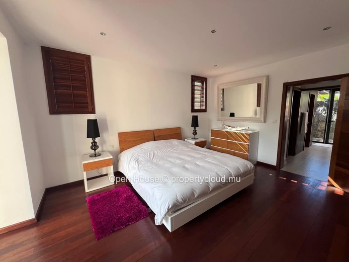 Villa d'architecte 4 chambres avec piscine à vendre à Péreybère