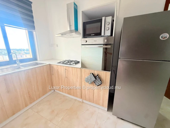 For Rent – 2-Bedroom En-Suite Apartment With Sea View | Flic En Flac