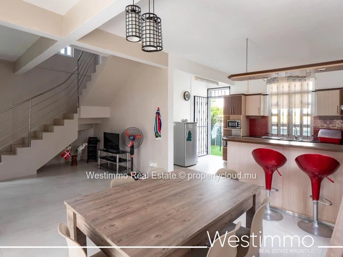 3-bedroom house for rent in La Preneuse, close to everything