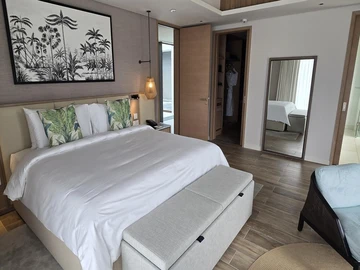 4 Bedroom Villa