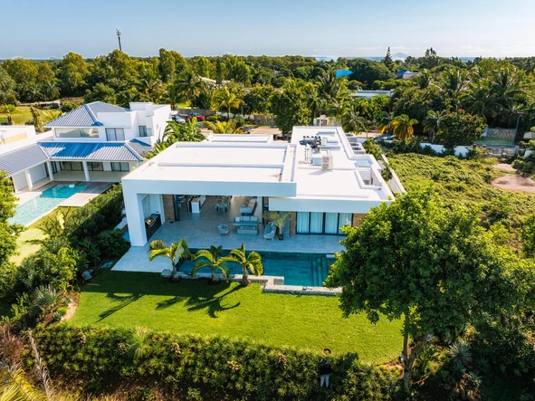 4 Bedroom Villa