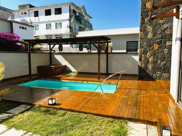 5 Bedroom Villa