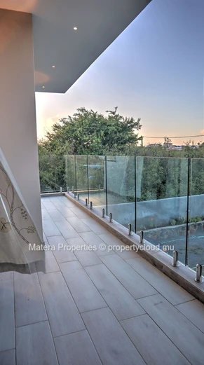À louer - toute nouvelle villa entièrement meublée de 4 chambres