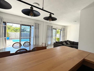 4 Bedroom Villa