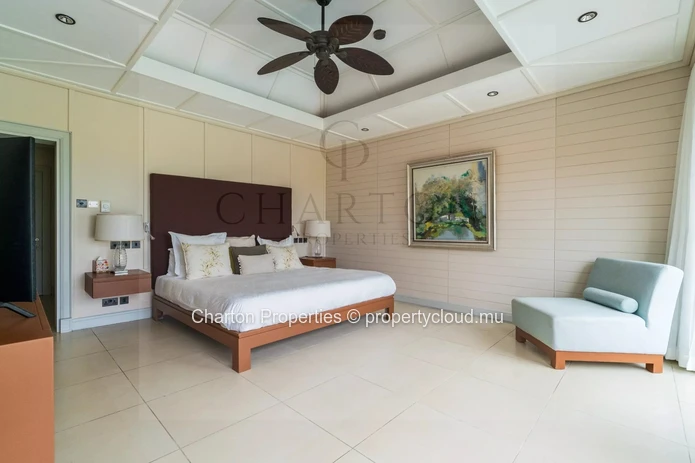 Villa 6 chambres d’exception avec vue panoramique sur le golf et le lagon