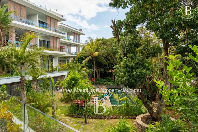 POINTE AUX CANONNIERS - Ground Floor Apartment - 3 Bedrooms
