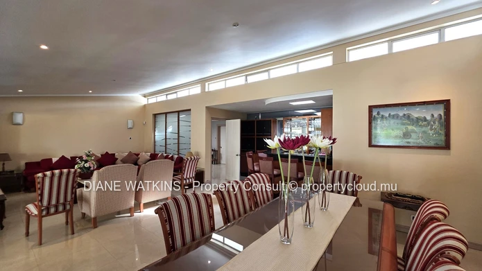 4 bedroom house for sale in Curepipe
