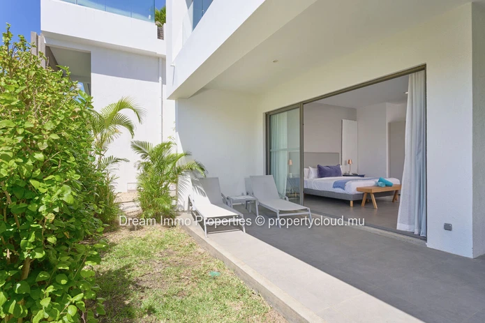  Elegant Furnished 3-Bedroom Apartment With Hotel Access In Grand Gaube - Mauritius